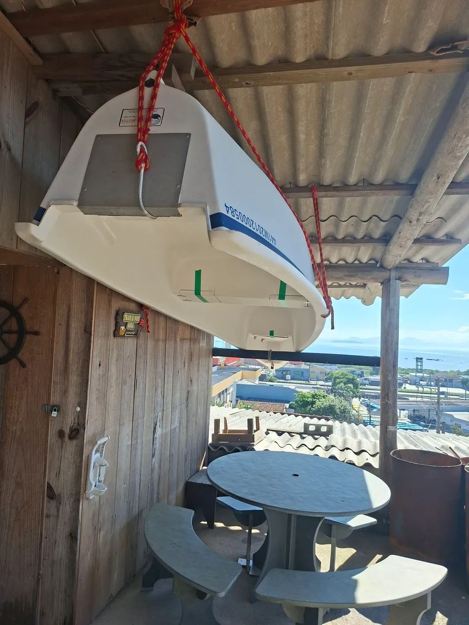 Barco com motor Mercury 8hp - Foto 4