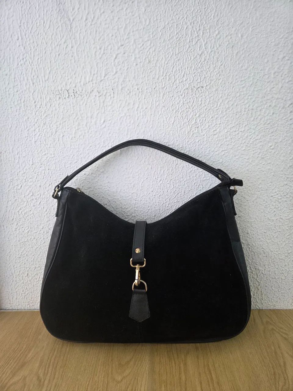 bolsa le postiche couro legitimo preta
