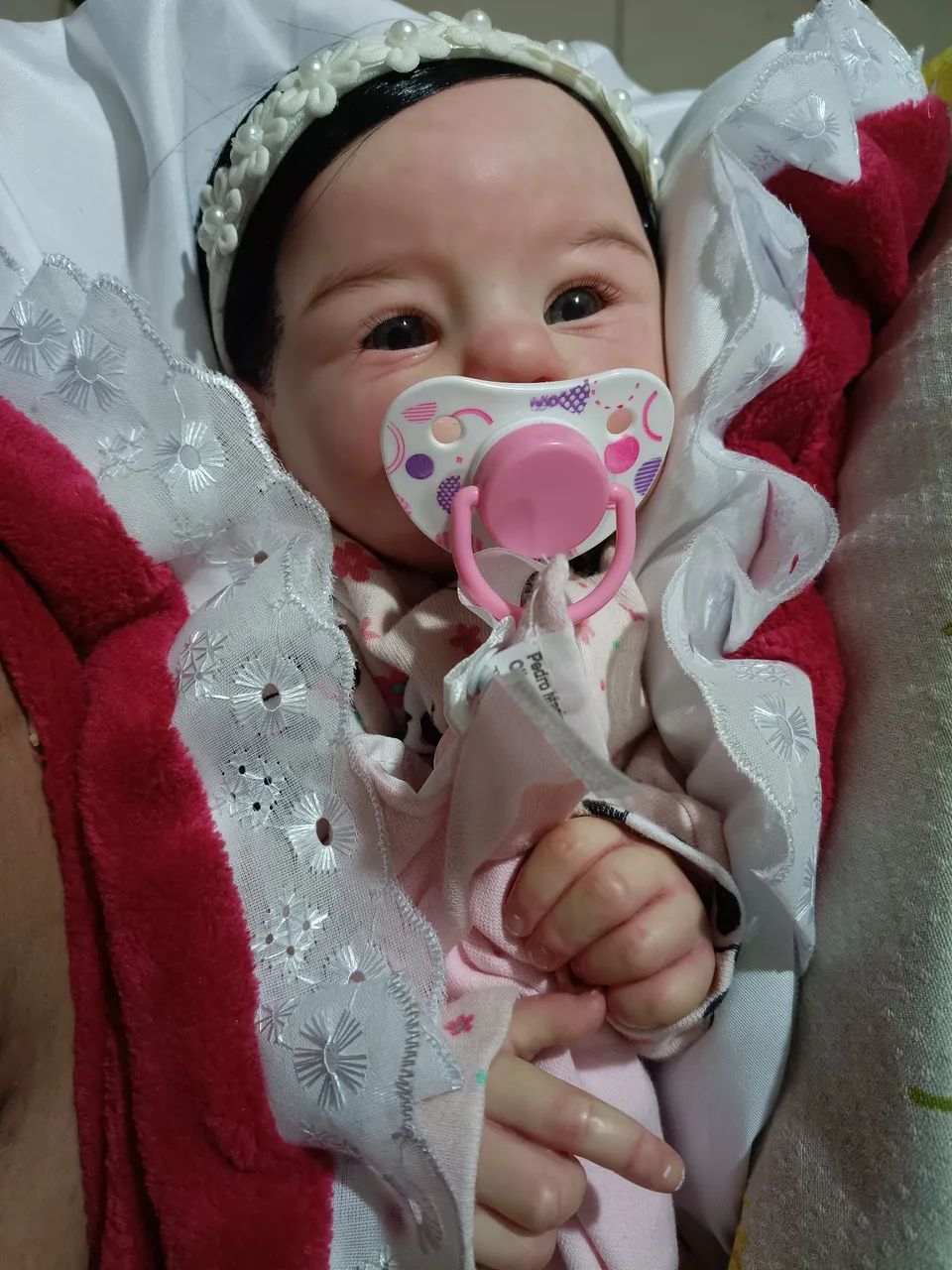Bebê reborn nova! Corpo de vinil pode dar banho - Foto 4