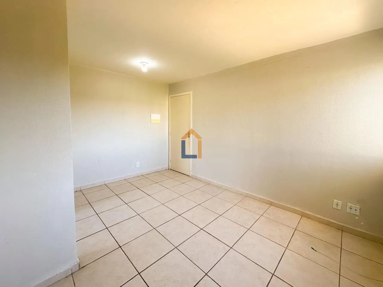 Apartamento com 02 quartos no Santa Cândida - Foto 3