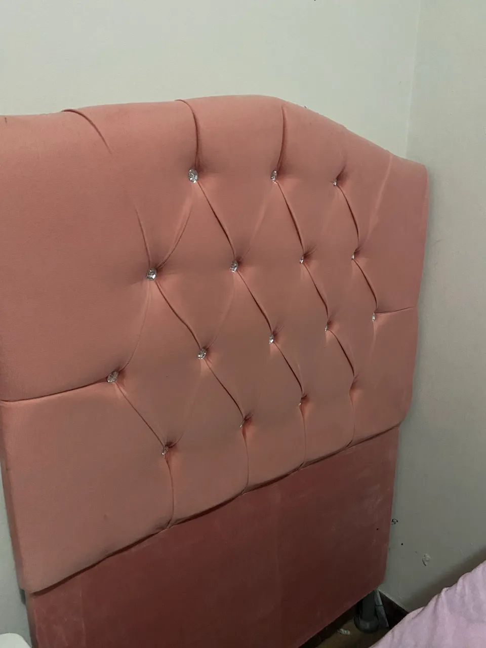 Cabeceira rosa/ cama box de solteiro  - Foto 3