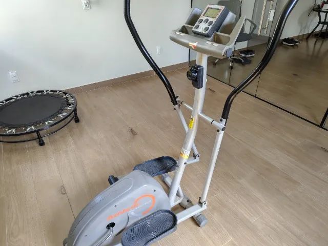 Elíptico Athletic Advanced 330E
