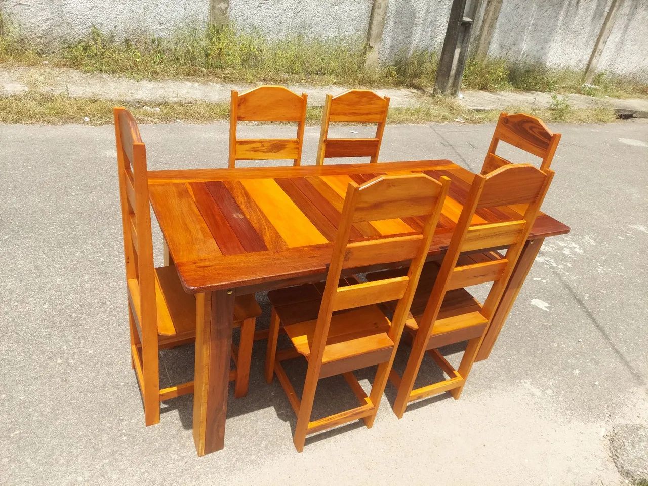Mesa com 6 cadeiras / Último jogo em estoque!