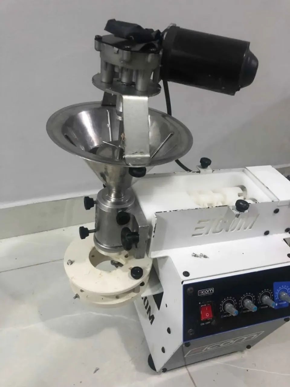 Máquina de salgados eicom - Foto 3