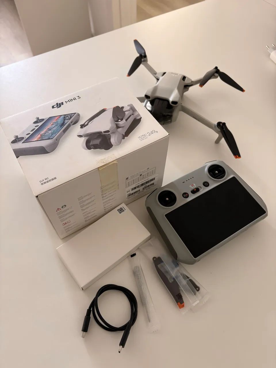 Drone DJI Mini 3 - Controle com tela - Foto 4