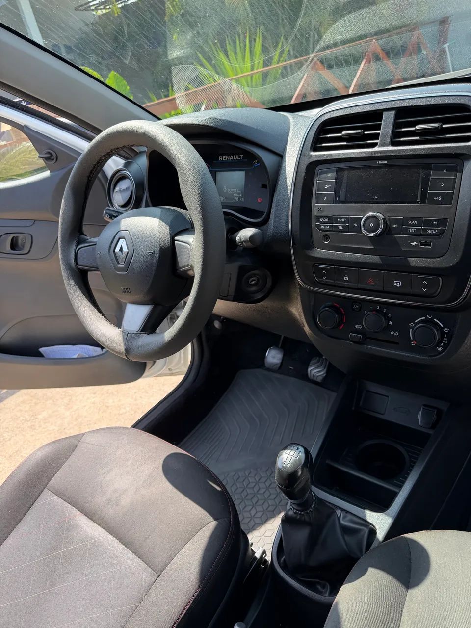 Renault Kwid Zen 1.0 Flex 12V 5P Mec. 2024 - Foto 4
