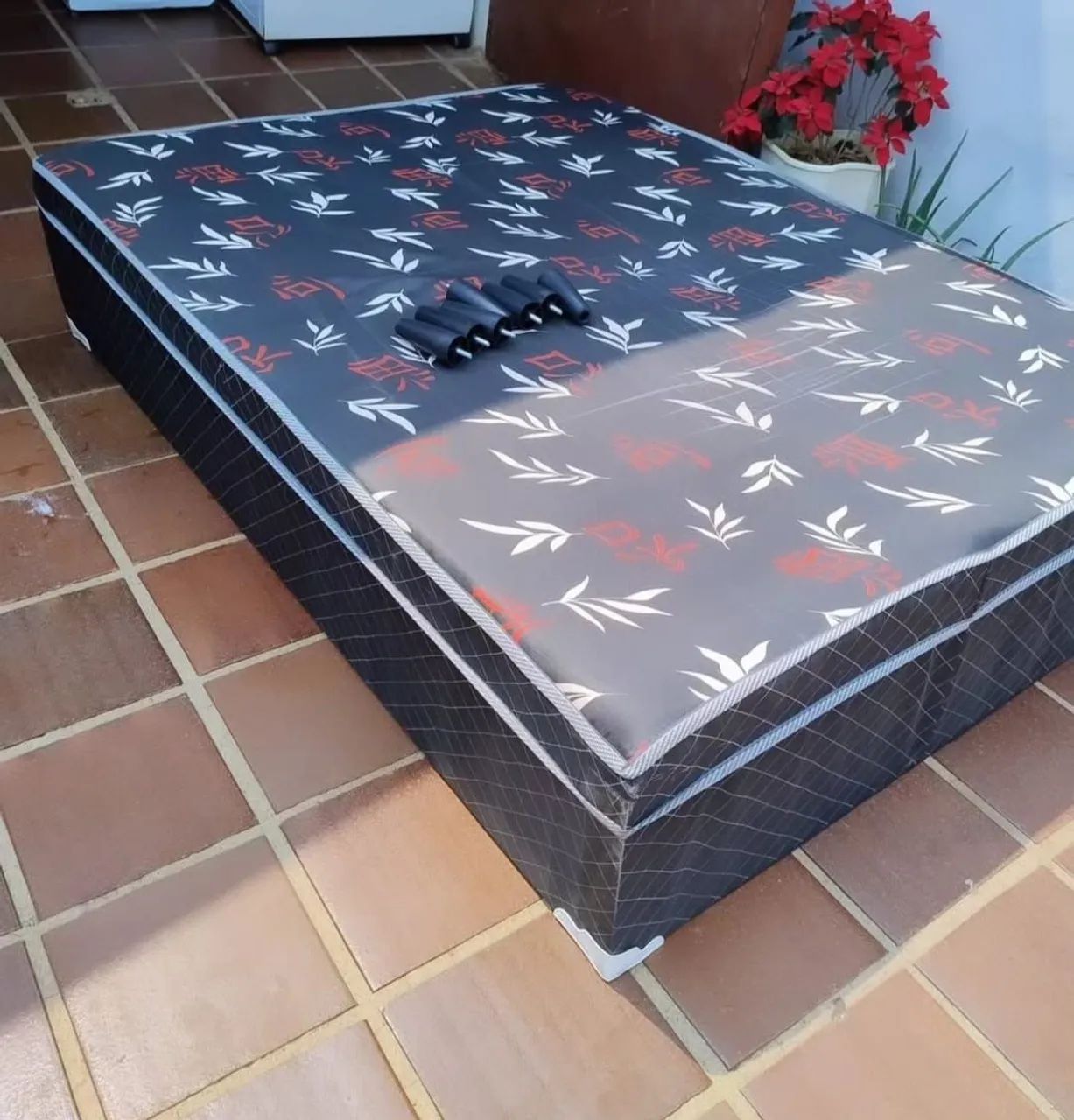 CAMA NOVA DE FABRICA COM 20CM DE ESPUMA COM MOLAS FRETE GRÁTIS  - Foto 2