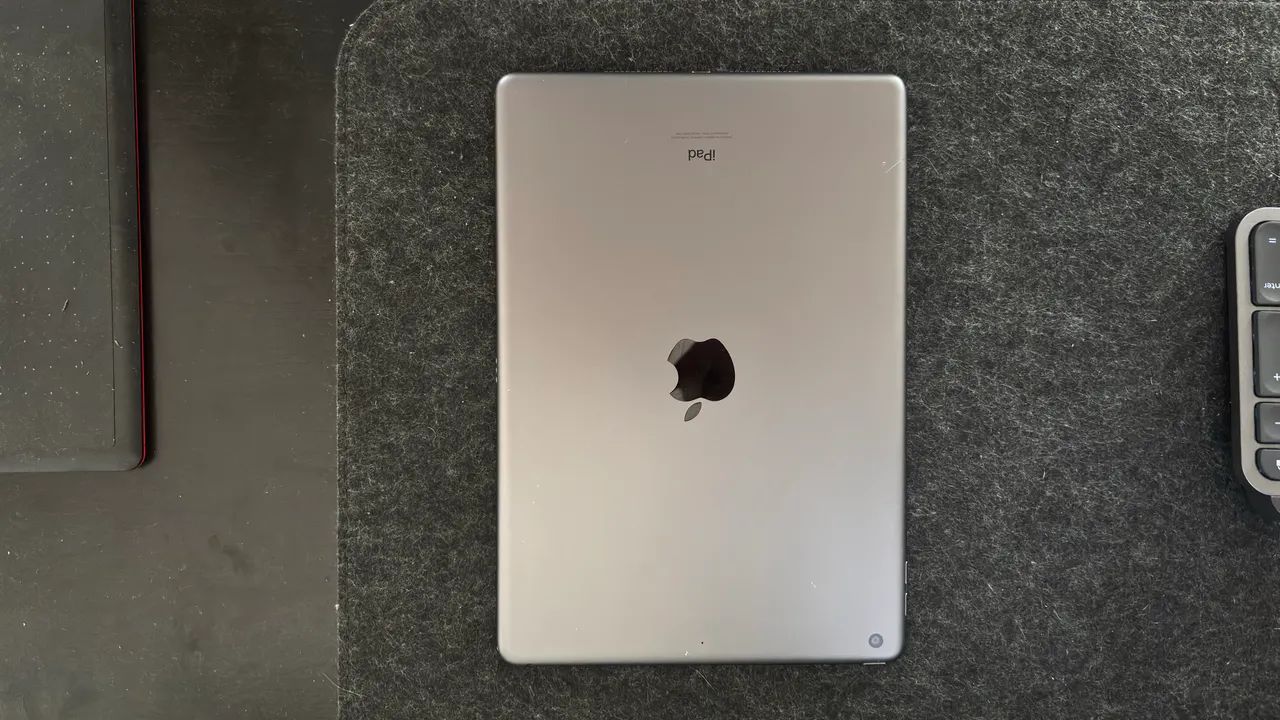 Apple iPad Wifi 9th Geração Cinza Espacial A2602 64gb 10.2