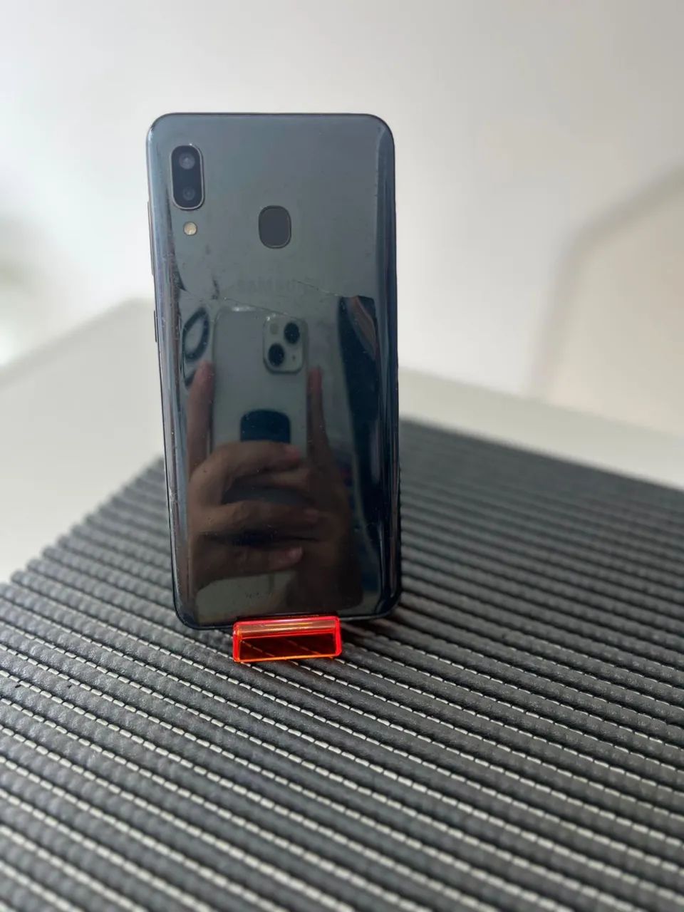 Samsung A20 - Foto 2