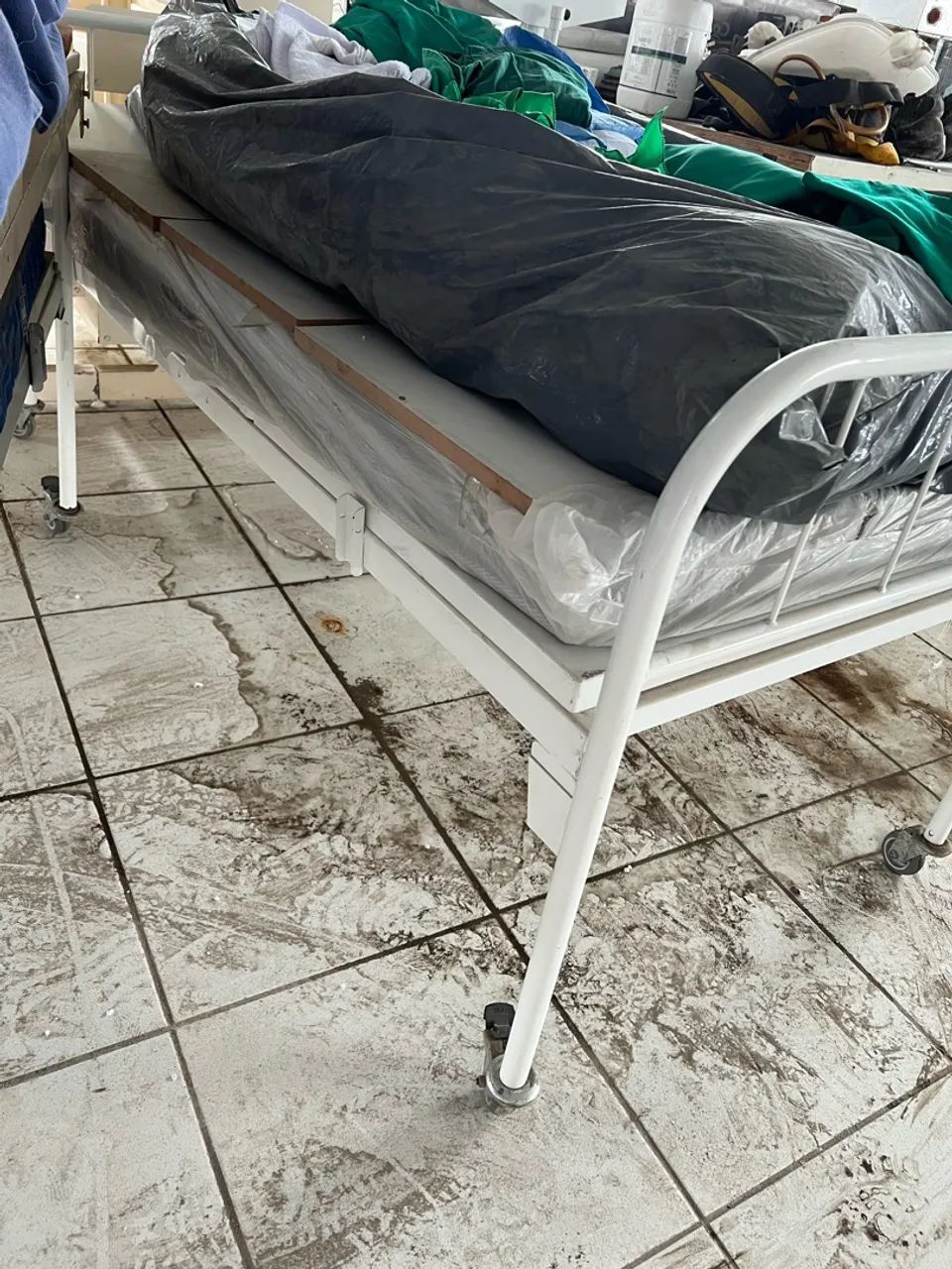 Cama hospitalar  - Foto 3