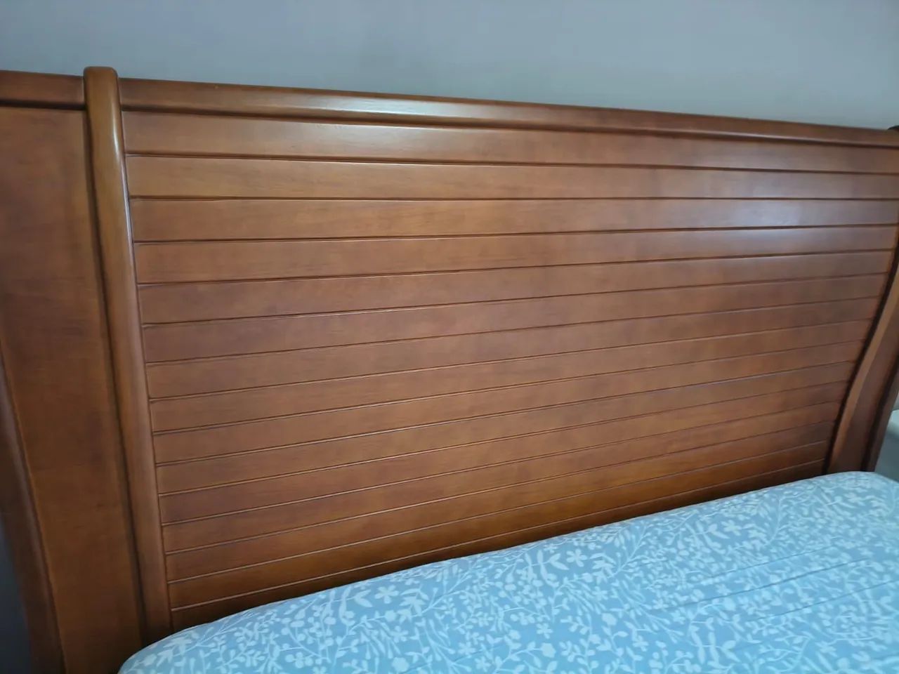 Cama e cômoda  - Foto 3