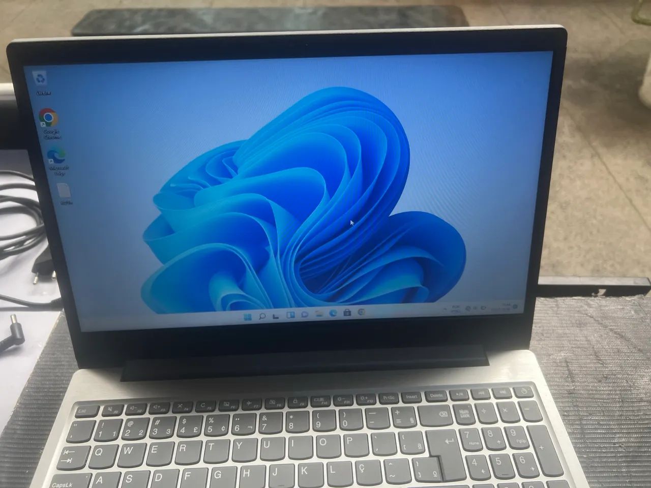 Notebook Lenovo  - Foto 2