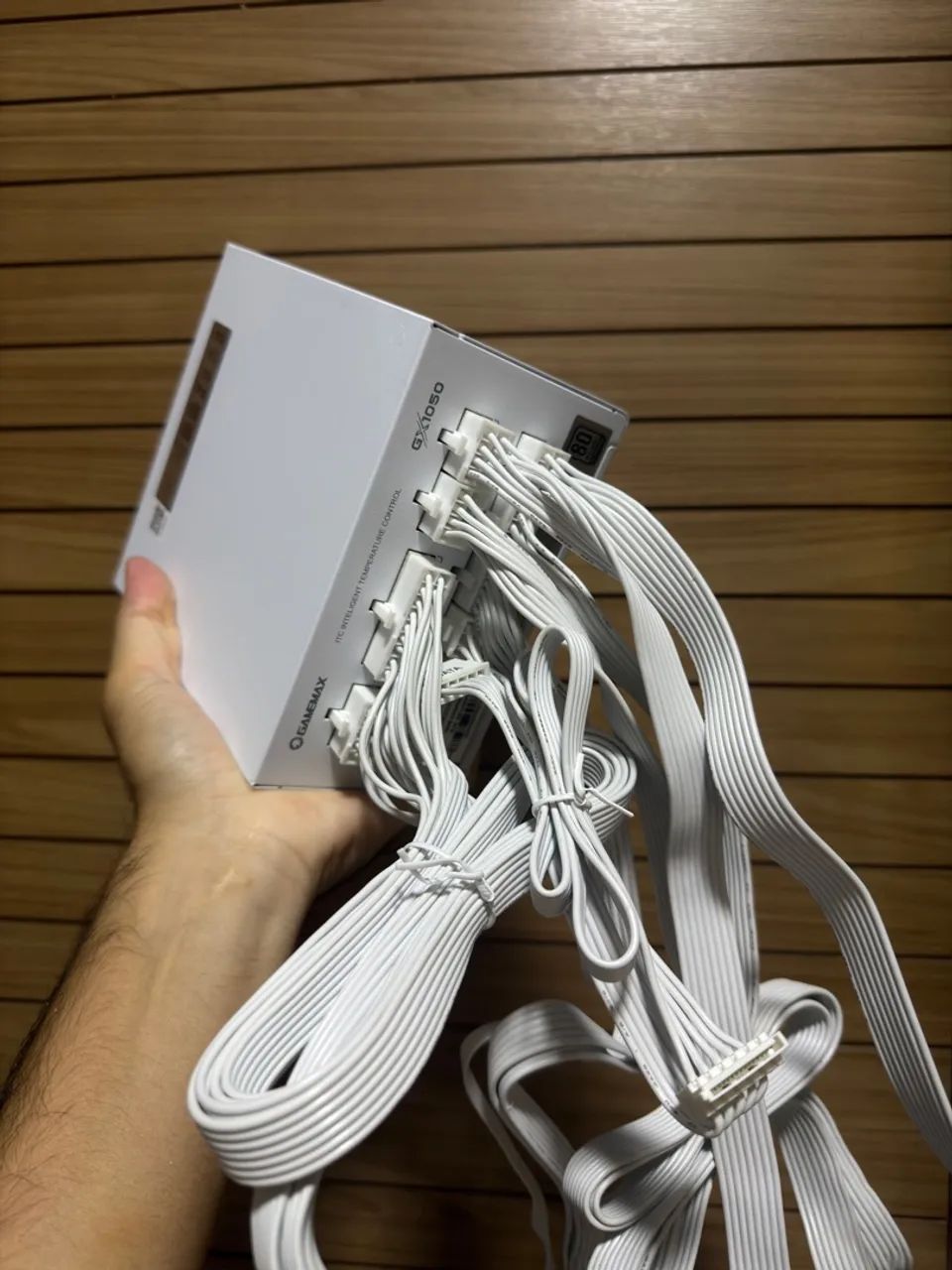 FONTE GAMEMAX 1050W 80 PLUS PLATINIUM - Foto 3