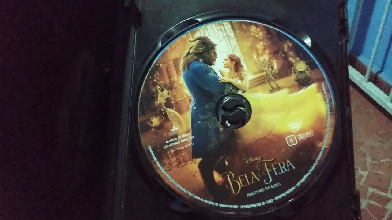 Filme DVD original a bela e a fera ótimo estado.  - Foto 5