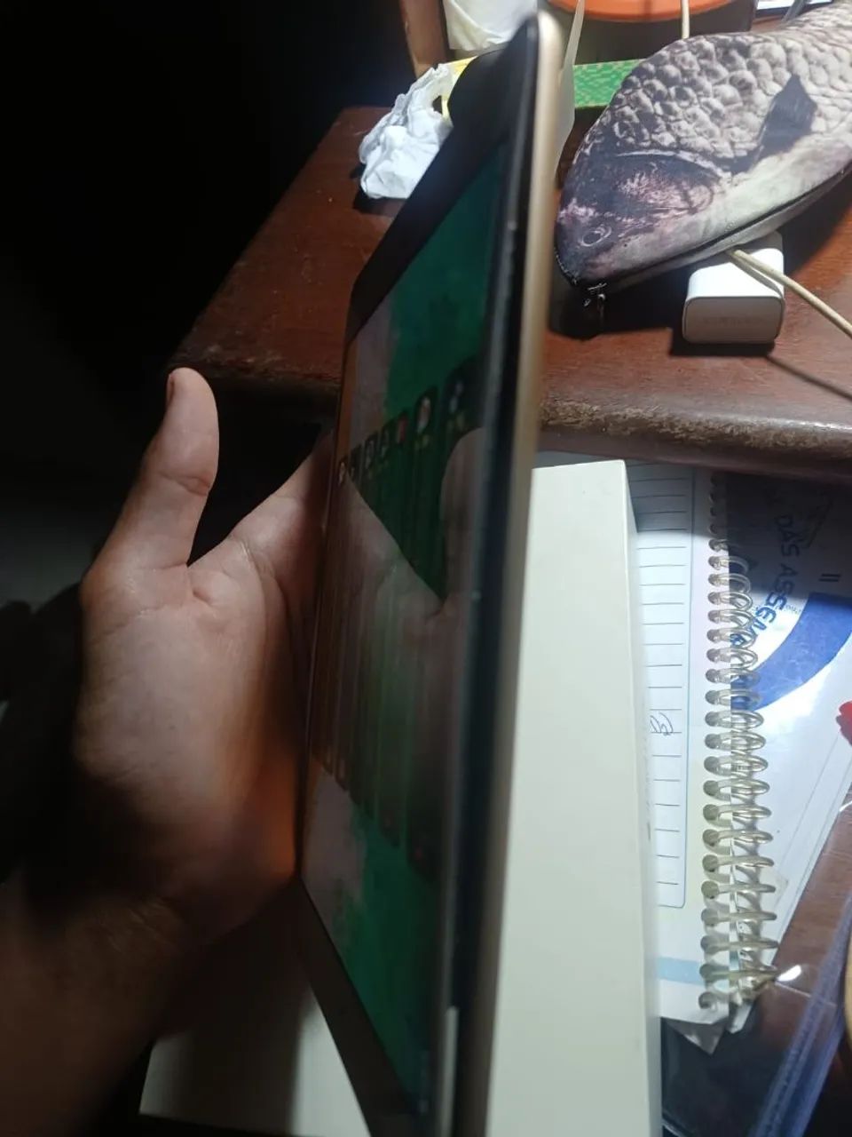 Ipad mini 4( peças ou reparo) - Foto 2