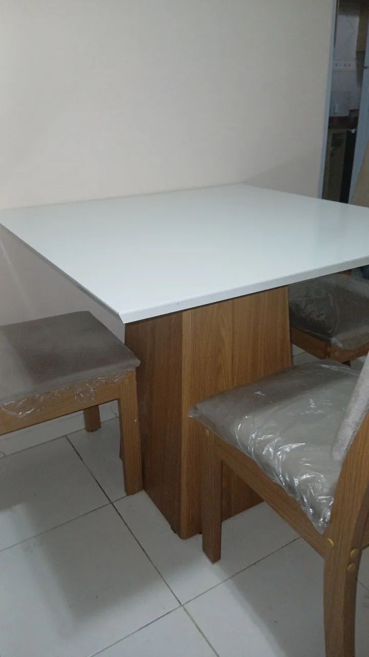Conjunto mesa 4 lugares - Foto 4