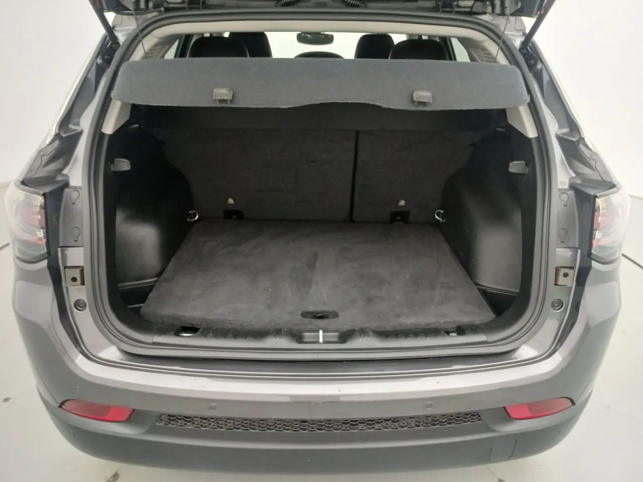Jeep Compass LONG. T270 1.3 TB 4x2 Flex Aut., foto 9 de 17