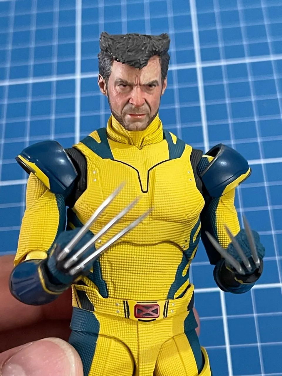 Wolverine - SH Figuarts Original + Head custom  - Foto 2