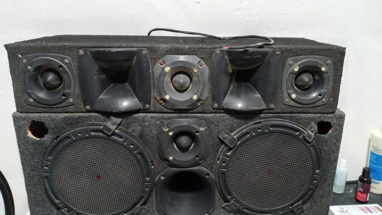 2 caixas de som pra carro 