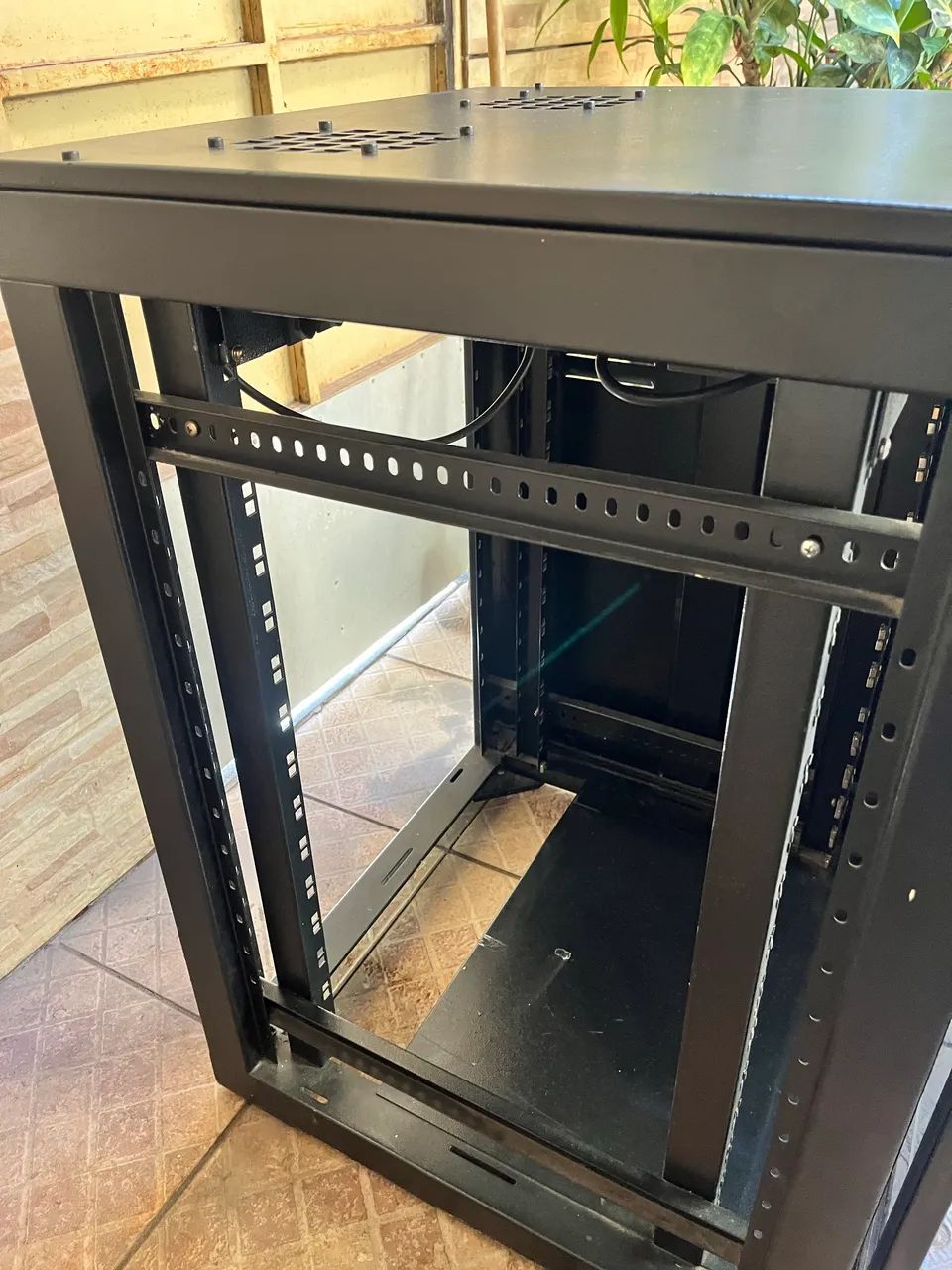 Rack Servidor 19" 16U Porta de Vidro + Switch D-Link 16 Portas - Foto 4