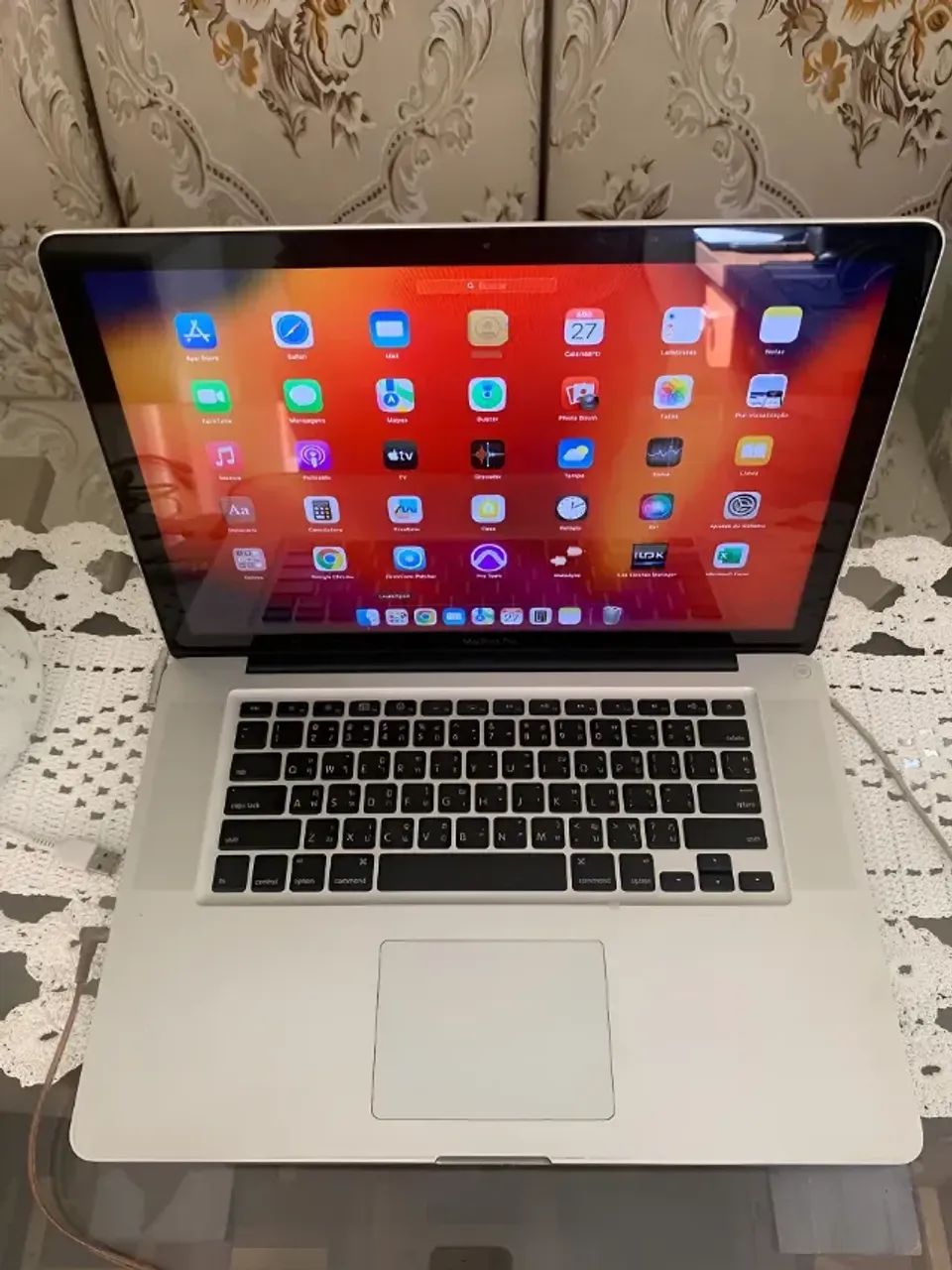 MacBook i7 16GB 480GB