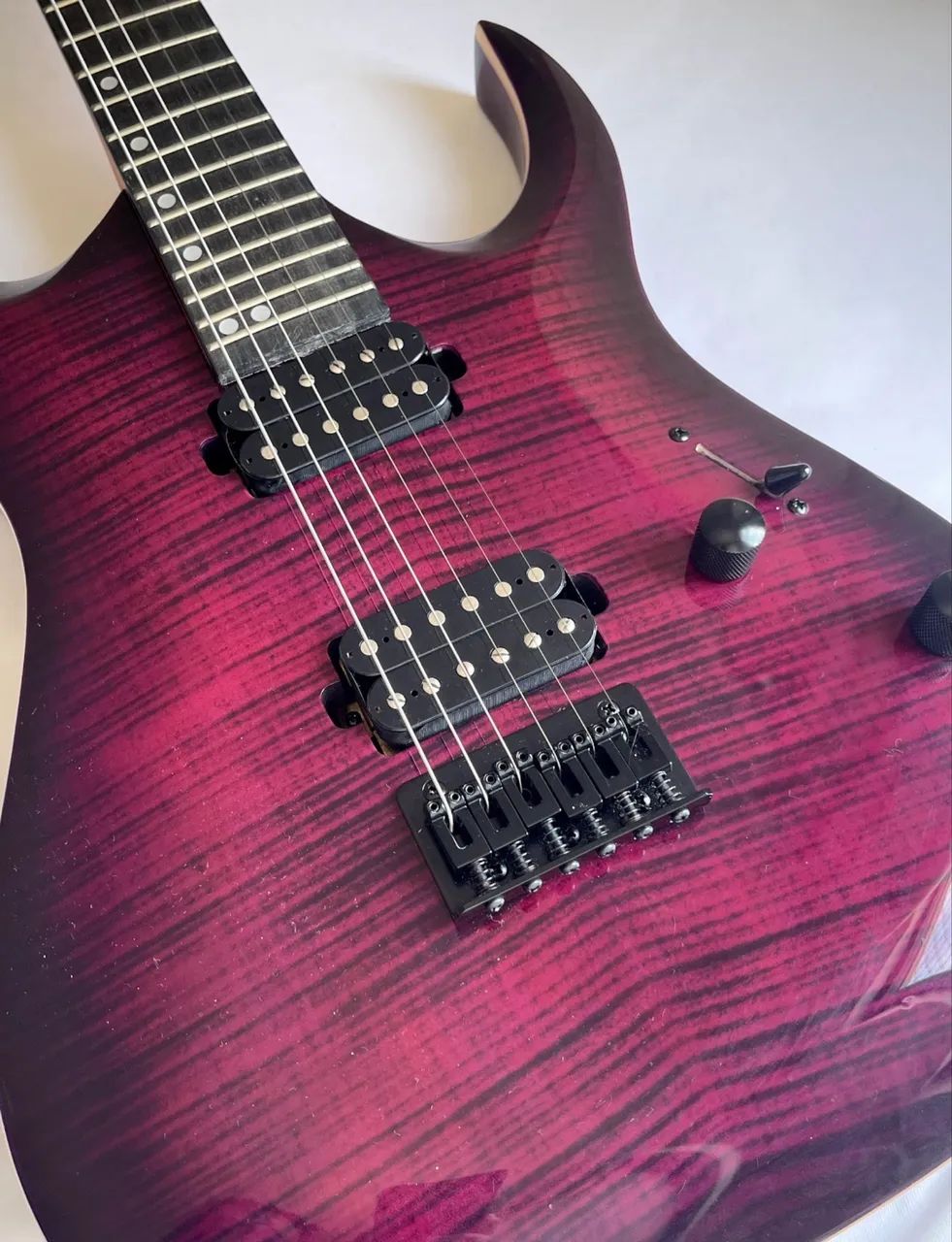 Guitarra Waldman