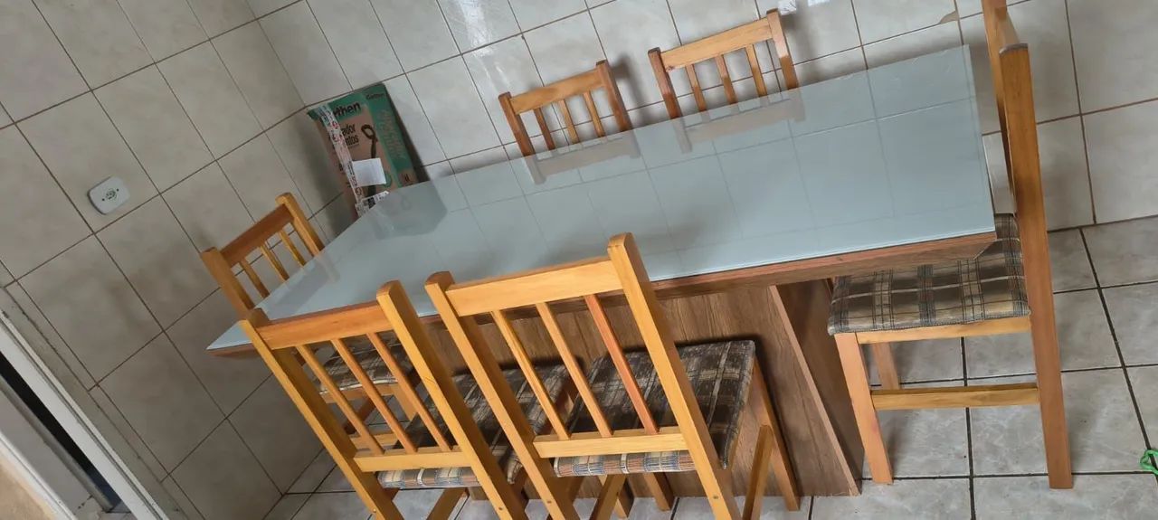 Mesa jantar 6 cadeiras 