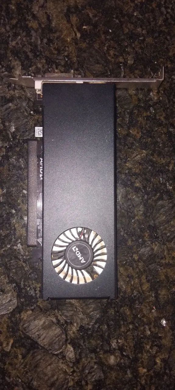 RX 550 2GB EM OTIMO ESTADO