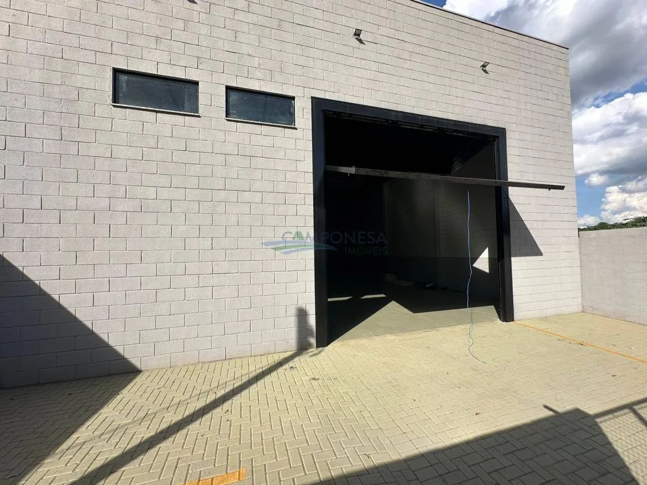 Barracão para alugar, 273 m² - Fraternidade - Londrina/PR - Foto 2