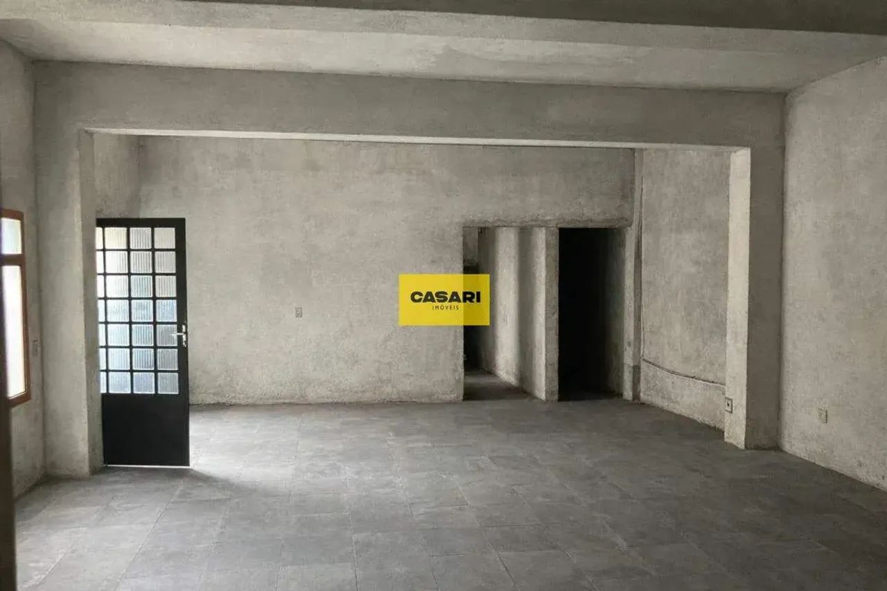 Prédio Comercial com Salões e Apartamento  284m² | Santo André.
