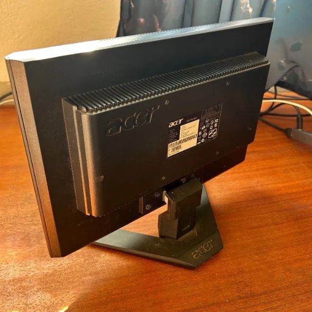 Monitor Acer X153W 15.4 Polegadas Widescreen LCD VGA Usado - Foto 2