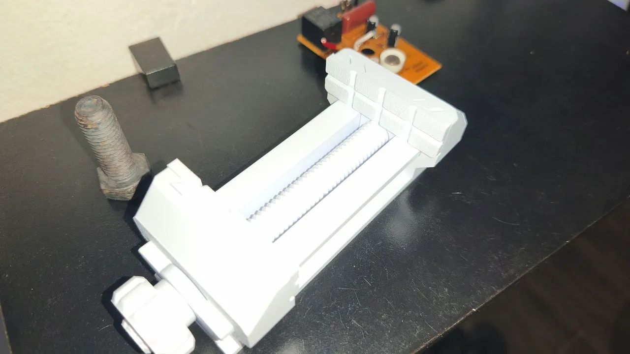 Mini Morsa de Bancada - Foto 3