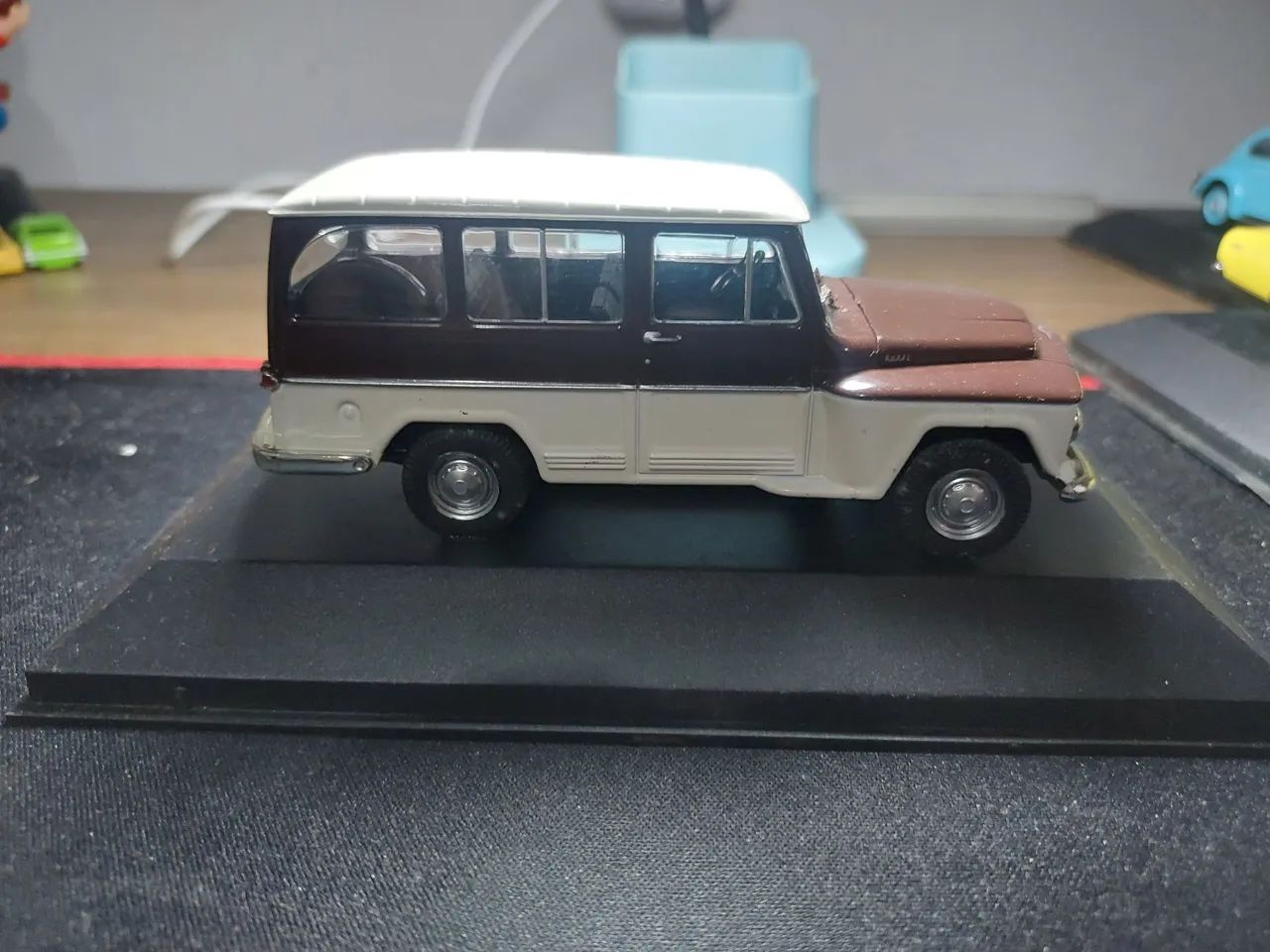 MINIATURA RURAL-WILLYS 1968 1:43 - Foto 3