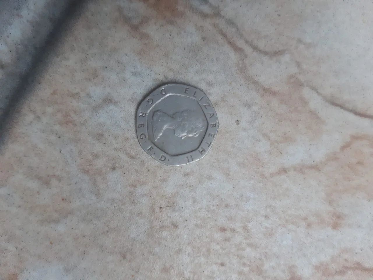 Moeda 20 Pence 1982 - Foto 2