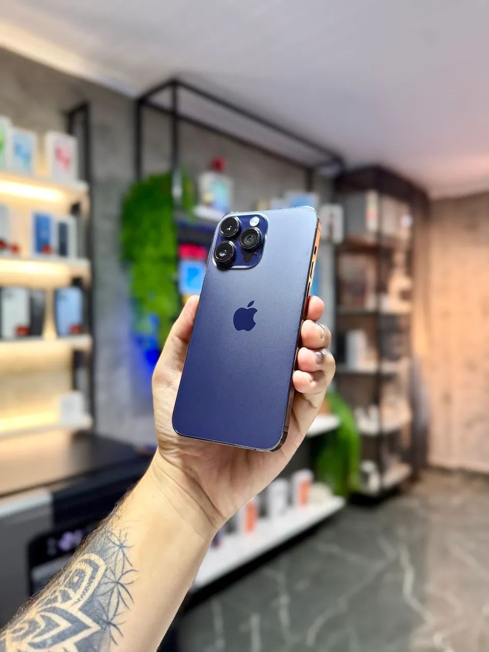iPhone 14 Pro Max 256GB Roxo - Foto 2