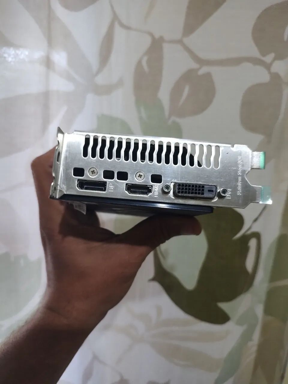 PLACA DE VIDEO 1050Ti 4GB ASUS - Foto 2