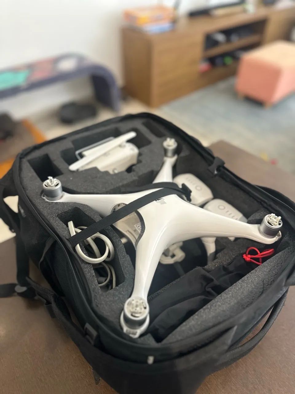 Drone DJI Phantom 4 - Foto 4