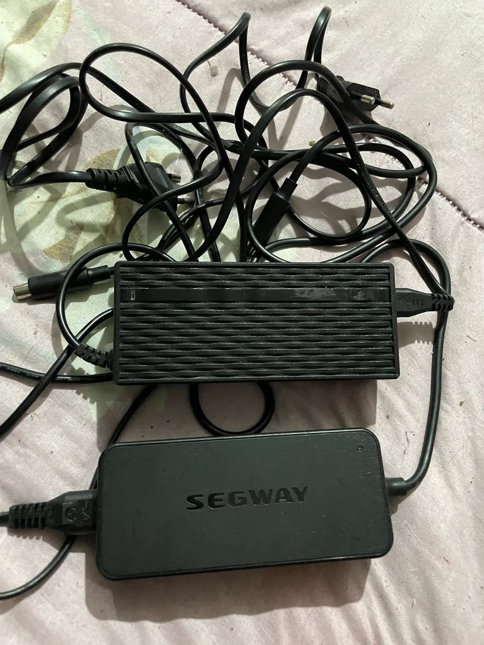 2 Patinetes Segway Ninebot ES2 + 2 Carregadores Originais (Grin/Segway) - Foto 3