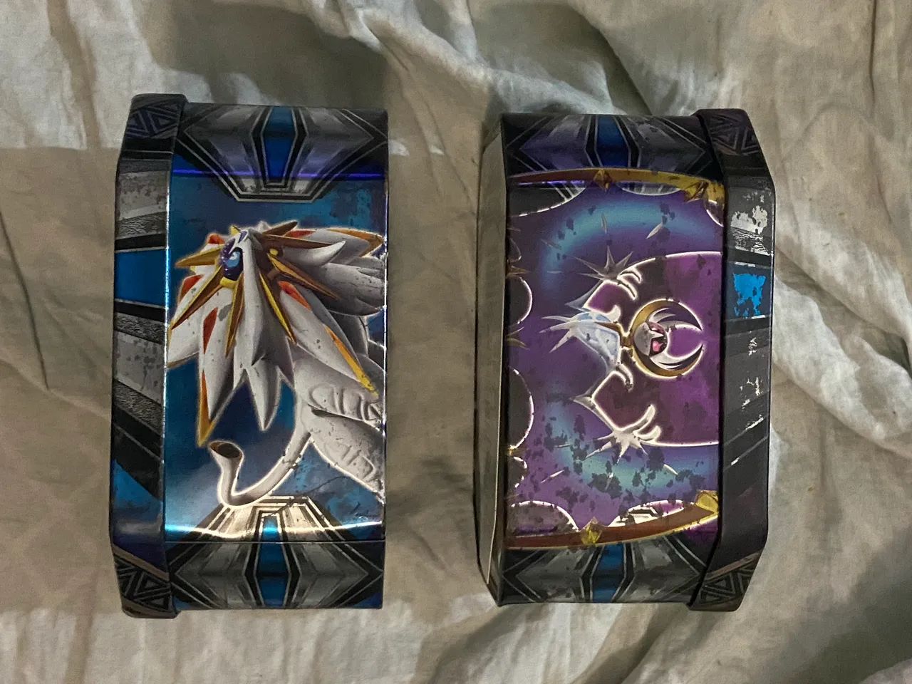 Coleção de 2 Latas Pokémon vazias  - Foto 3