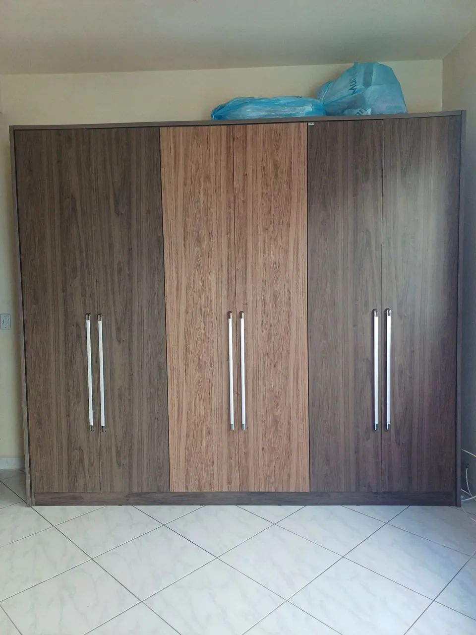 Guarda roupa 6 portas - Foto 2