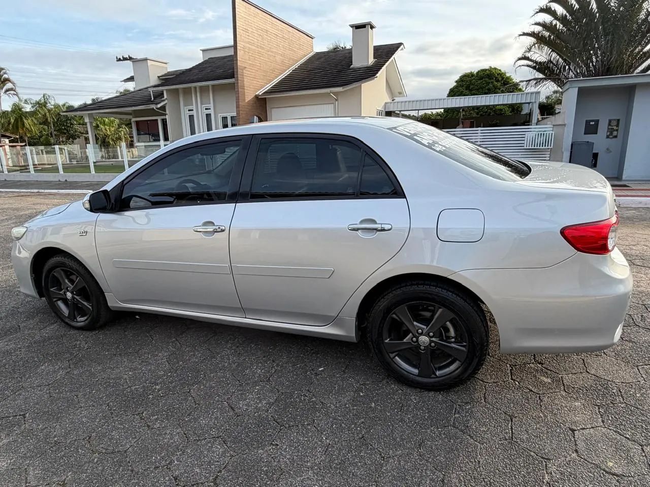 Toyota Corolla XEI 2.0 Flex 16V Aut. 2012 - Foto 3