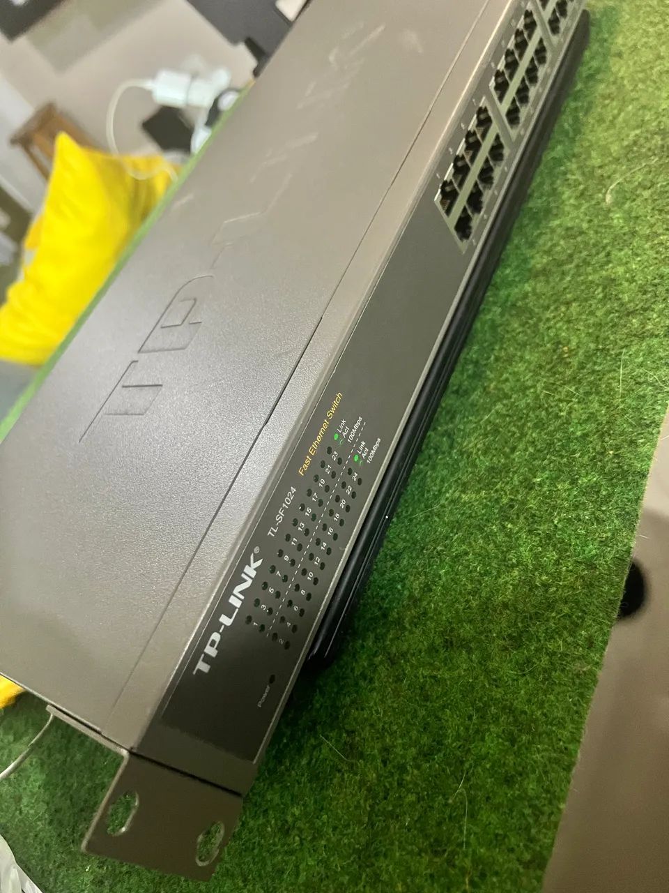 Switch Tplink TL-SF1024 em perfeito estado  - Foto 2