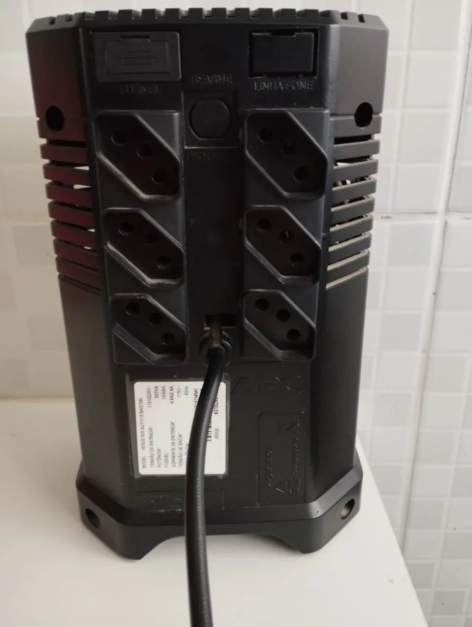 Estabilizador APC Hexus 500VA / 500W - Perfeito estado, funcionando 100% - Foto 3
