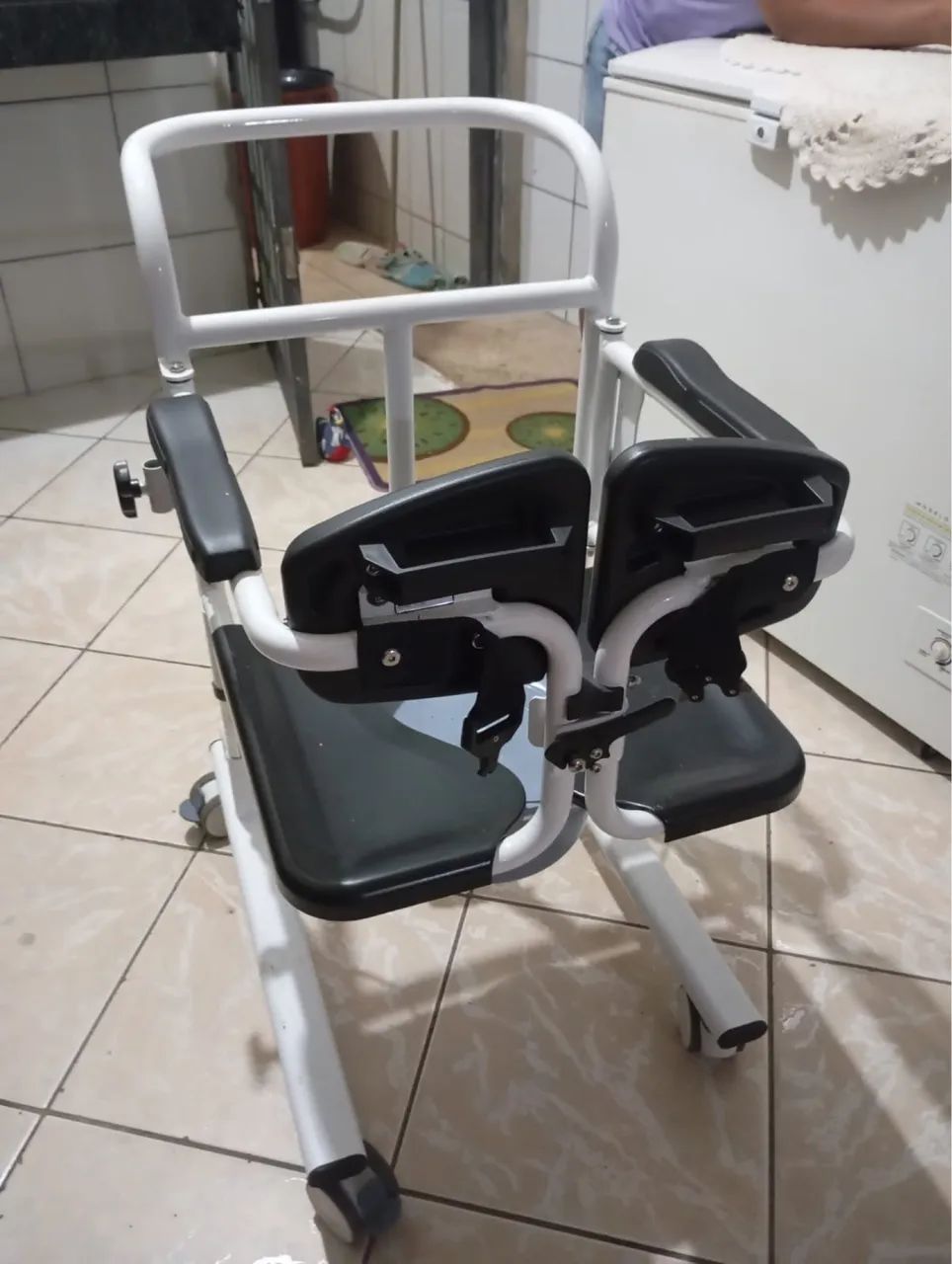 Cadeira de transferência de idoso - Foto 5