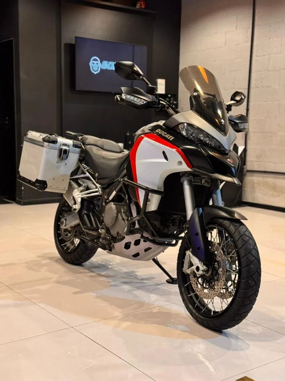 DUCATI - MULTSTRADA 1200 ENDURO
