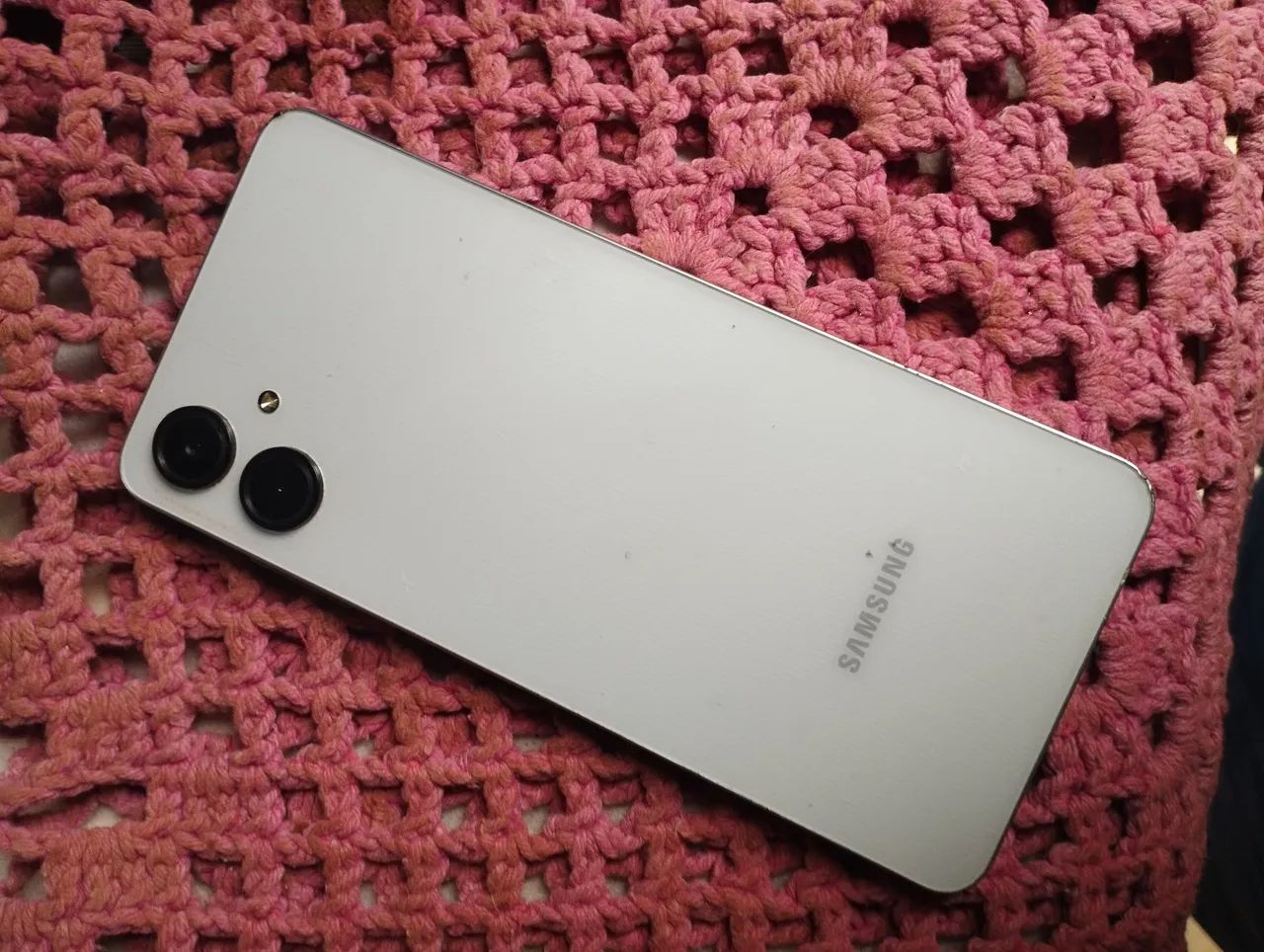 Vendo celular Samsung a06 - Foto 5
