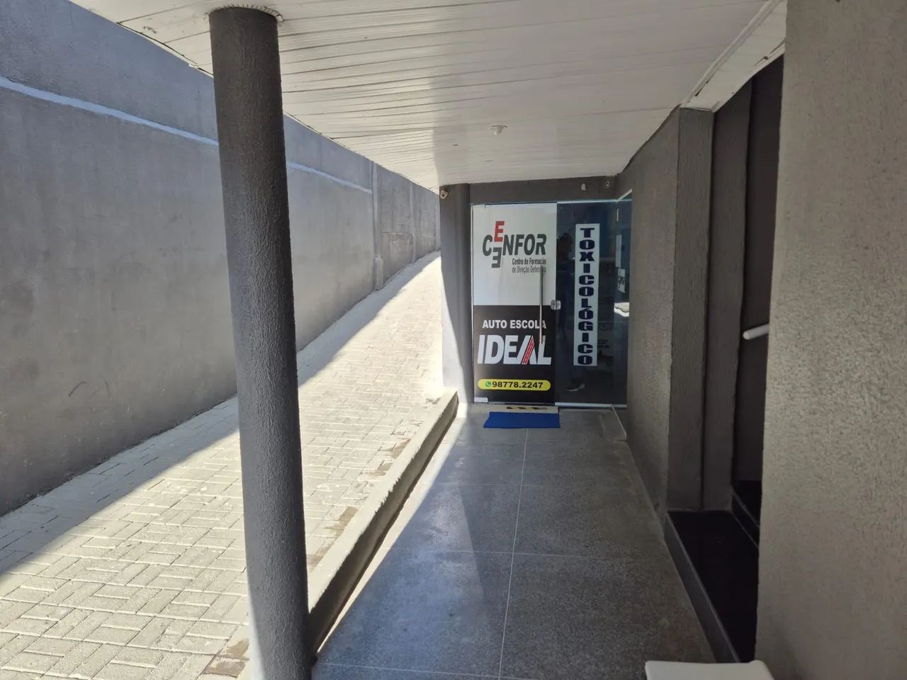 PRÉDIO COMERCIAL AO LADO DO DENTRAR! 1.260m² de terreno e 1.152m² construídos, com duas fr - Foto 5