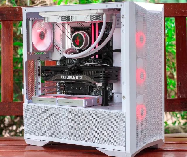 i7 13700KF - 32GB - RTX 3070Ti - Foto 2