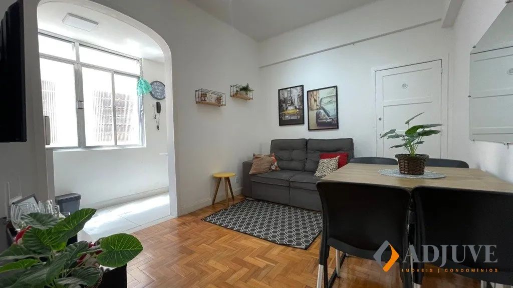 Quarto e sala no Centro histórico de Petrópolis