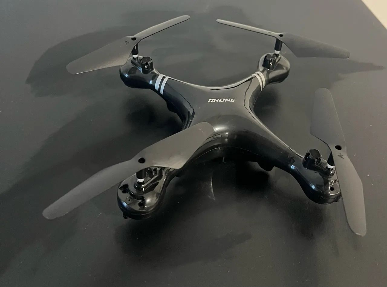 Drone com acessórios novo - Foto 2